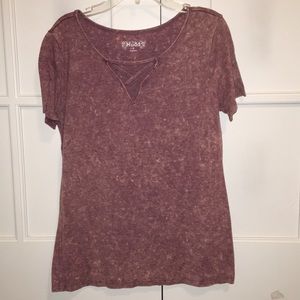 Short Sleeved Burgundy Criss Crossed T-Shirt